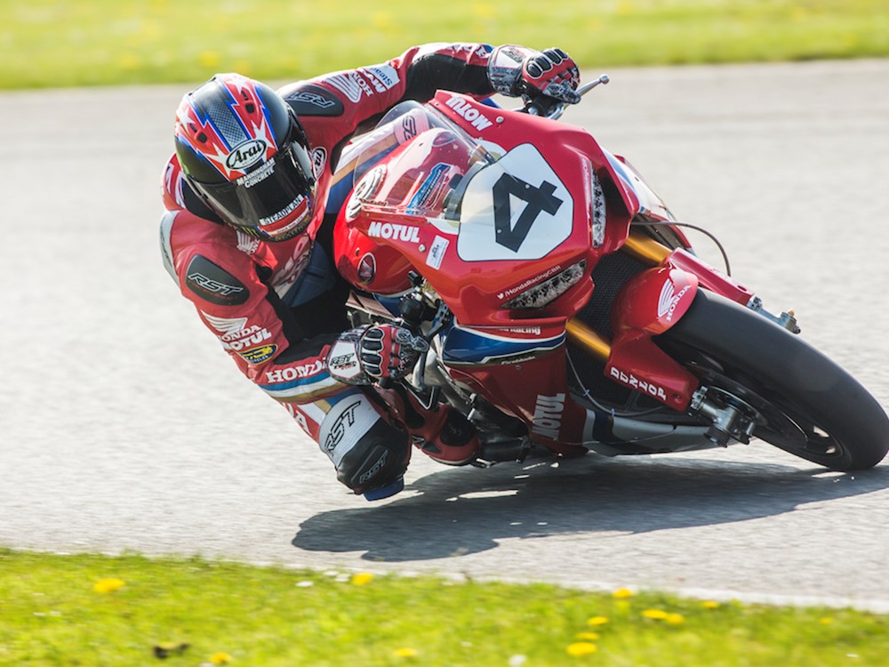 Ian Hutchinson, Hutchy, con su Honda Fireblade