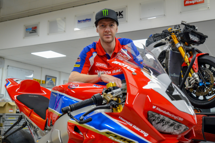 Ian Hutchinson, Hutchy, con su Honda Fireblade