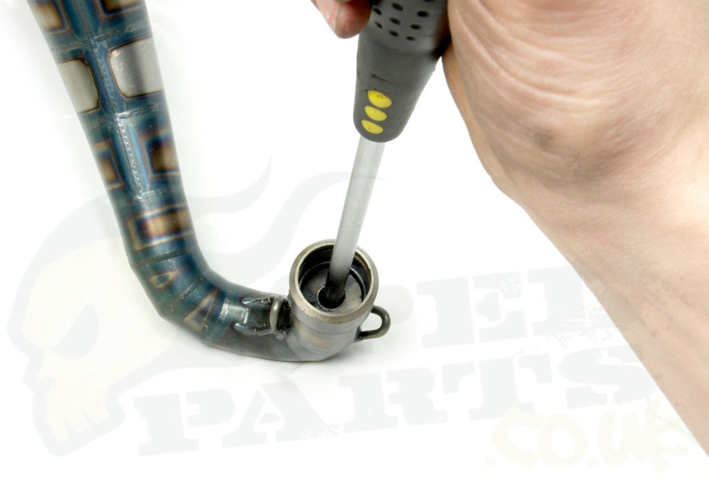 quitar topes tubo de escape